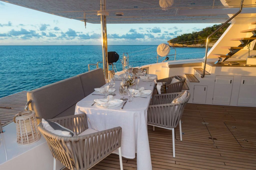 luxury yacht restaurants