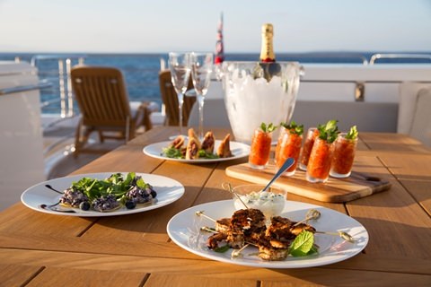 luxury yacht restaurants